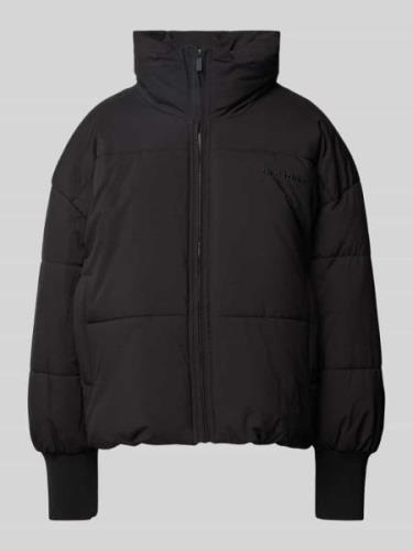 Pegador Oversized Steppjacke Modell 'JARA' in Black, Größe L