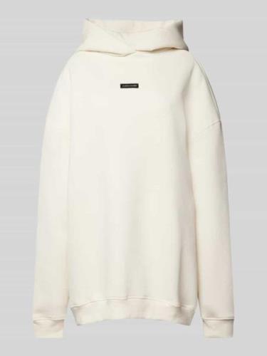 Karo Kauer Oversized Hoodie mit Label-Patch in Offwhite, Größe L