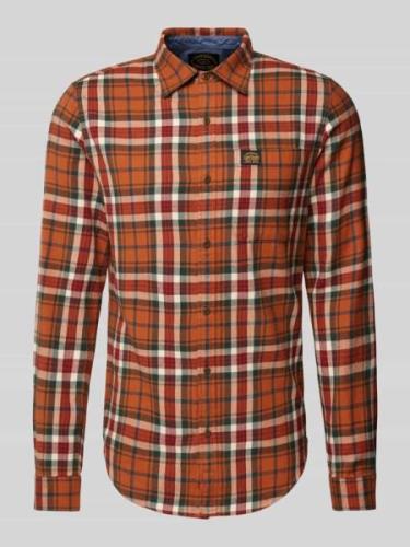 Superdry Slim Fit Freizeithemd mit Label-Patch Modell 'Lumberjack' in ...