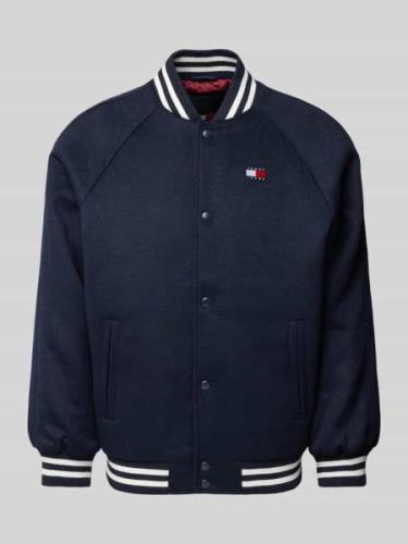 Tommy Jeans Bomberjacke mit Label-Stitching in Marine, Größe L