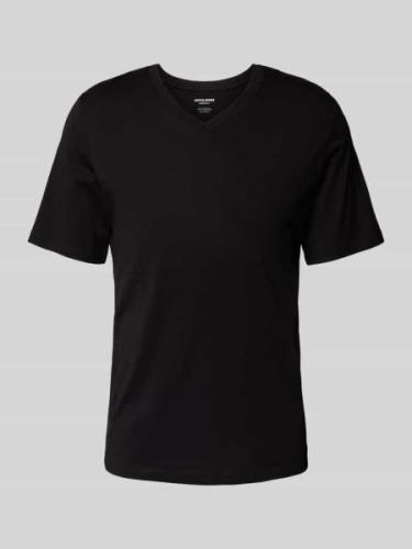 Jack & Jones T-Shirt mit V-Ausschnitt Modell 'ORGANIC BASIC' in Black,...