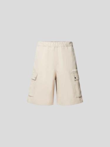 GmbH Cargoshorts mit Label-Patch in Sand, Größe L