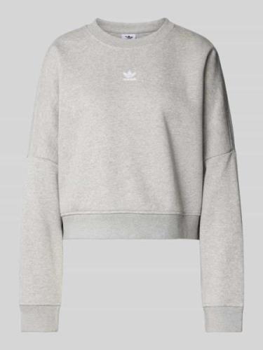 adidas Originals Oversized Sweatshirt mit Logo-Stitching in Mittelgrau...