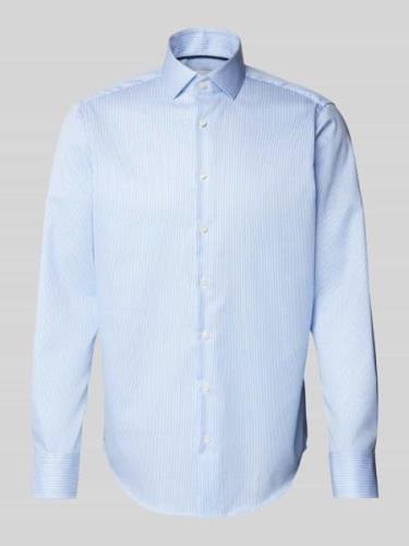 Christian Berg Men Regular Fit Business-Hemd mit Kentkragen in Bleu, G...