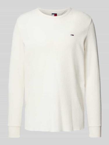 Tommy Jeans Slim Fit Longsleeve mit Label-Stitching in Offwhite, Größe...