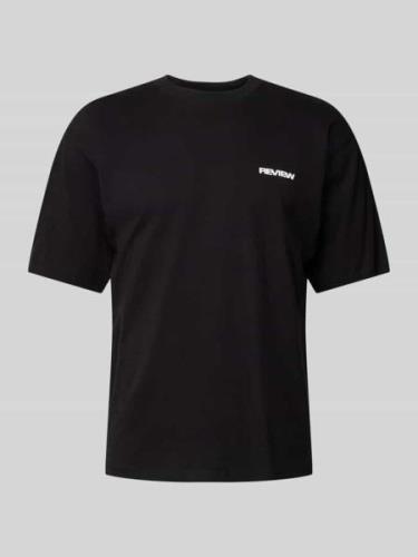 REVIEW T-Shirt mit Label-Print in Black, Größe L