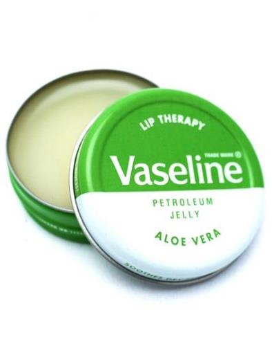 Vaseline Lip Therapy Petroleum Jelly - Aloe Vera