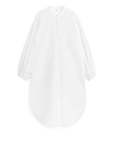 Arket Kleid mit Ballonärmeln Weiß, Alltagskleider in Größe 34. Farbe: ...