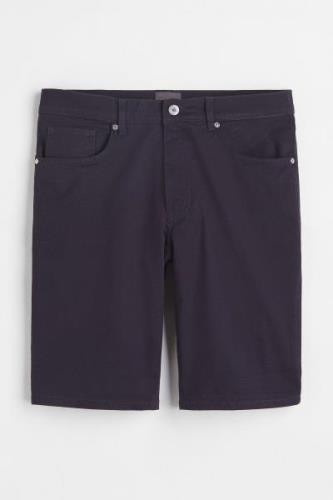 H&M Shorts aus Baumwolltwill Slim Fit Marineblau in Größe W 40. Farbe:...
