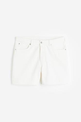 H&M+ Curvy Fit Bermuda High Denim Shorts Weiß in Größe 48. Farbe: Whit...