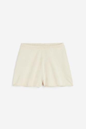 H&M Shorts in Feinstrick Cremefarben Größe XL. Farbe: Cream