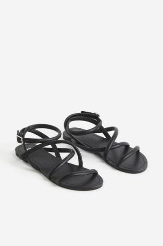 H&M Sandaletten, Sandalen in Größe 34. Farbe: Black
