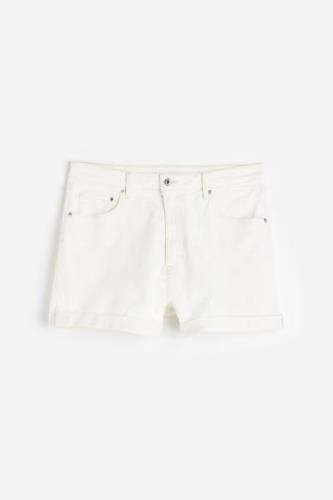 H&M+ Mom Ultra High Jeansshorts Weiß in Größe 48. Farbe: White 012