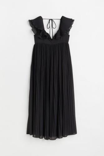 H&M MAMA Plissiertes Chiffonkleid Schwarz, Kleider in Größe XS. Farbe:...