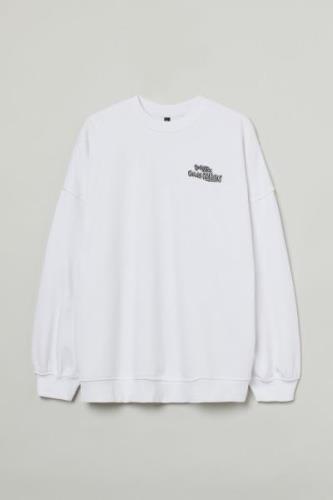 H&M+ Oversized Sweatshirt Weiß/Meave, Sweatshirts in Größe XL. Farbe: ...