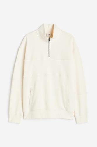 H&M Sweatshirt in Loose Fit Cremefarben, Sweatshirts Größe XS. Farbe: ...