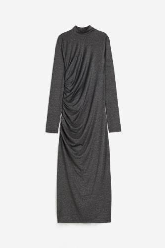 H&M Gerafftes Kleid mit Turtleneck Dunkelgraumeliert, Alltagskleider i...