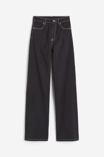 H&M Weite Twillhose Schwarz, Chinohosen in Größe 32. Farbe: Black