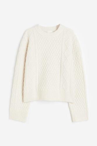 H&M Pullover mit Zopfmuster Naturweiß in Größe XL. Farbe: Natural whit...