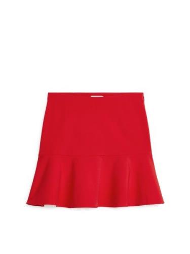 Arket Ausgestellter Minirock Rot, Röcke in Größe 34. Farbe: Red