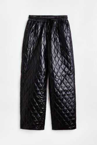 H&M Gesteppte Hose Schwarz, Chinohosen in Größe XXS. Farbe: Black