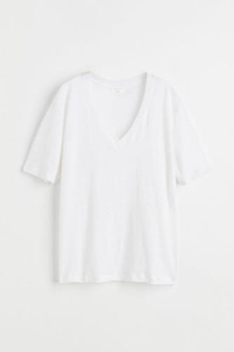 H&M T-Shirt mit V-Neck aus Leinenjersey Weiß in Größe S. Farbe: White