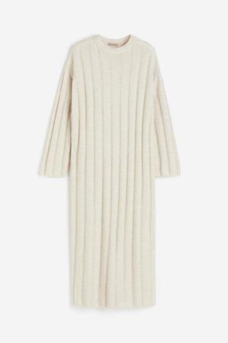 H&M Langes Kleid in Rippenstrick Hellbeige, Alltagskleider Größe XS. F...