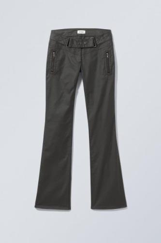 Weekday Hose mit tiefem Bund Jackie Verwaschenes Schwarz, Chinohosen i...