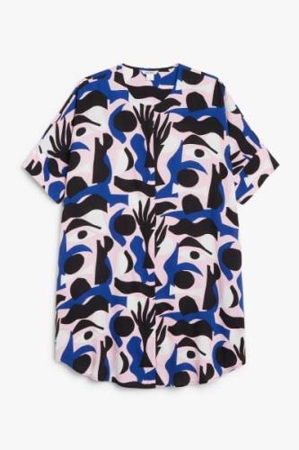 Monki Oversize-Hemdkleid mit Cut-out-Print Abstrakt Cut-out, Alltagskl...