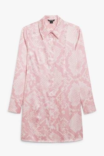 Monki Langärmliges Shift Dress aus Satin Rosa Schlangenlederoptik, All...