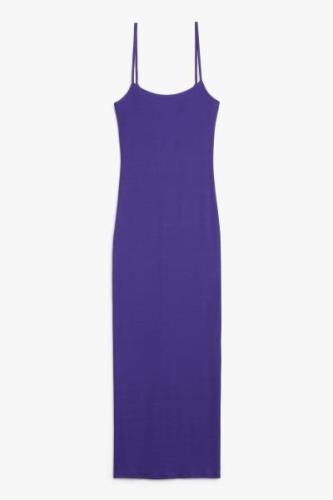 Monki Maxi-Slipdress Lila, Alltagskleider in Größe XS. Farbe: Purple