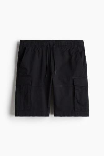 H&M Cargoshorts aus Twill Regular Fit Schwarz in Größe XXL. Farbe: Bla...