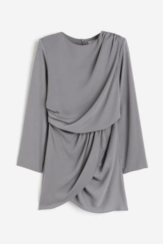 H&M Drapiertes Kleid Grau, Alltagskleider in Größe 36. Farbe: Grey