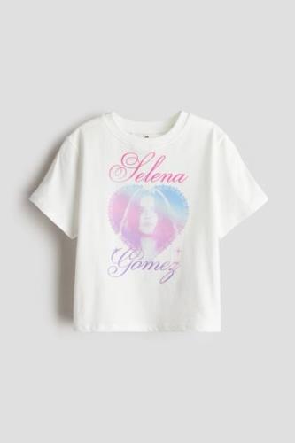 H&M T-Shirt mit Print Weiß/Selena Gomez, T-Shirts & Tops in Größe 170....