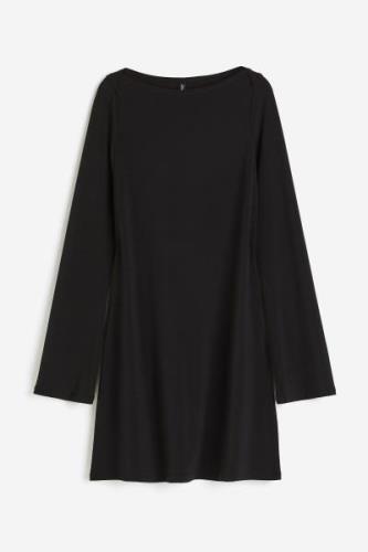 H&M Jerseykleid mit U-Boot-Ausschnitt Schwarz, Alltagskleider in Größe...