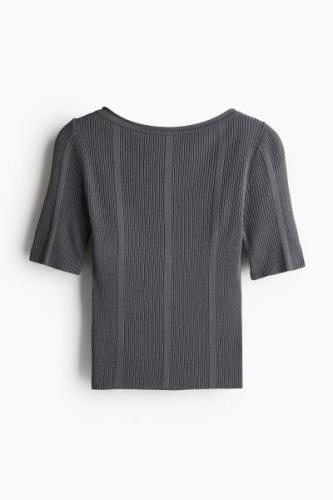 H&M Geripptes Shirt mit tiefem Rückenausschnitt Dunkelgrau, T-Shirt in...