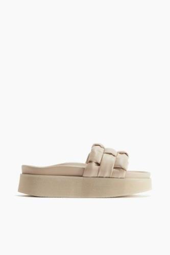 Inuikii Padded Braided Platform Beige, Sandalen in Größe 38