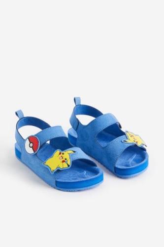 H&M Sandalen mit Motiv Blau/Pokémon in Größe 25. Farbe: Blue/pokémon