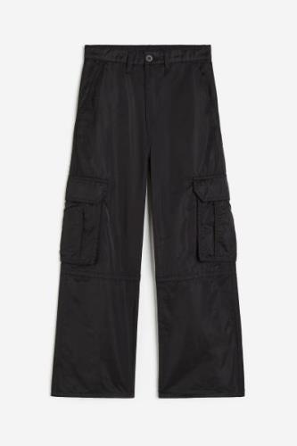 H&M Weite Cargohose Schwarz, Hosen in Größe 164. Farbe: Black