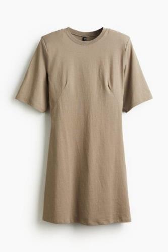 H&M T-Shirt-Kleid mit Schulterpolstern Greige, Alltagskleider in Größe...