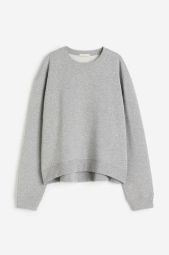 H&M Oversized Sweatshirt Hellgraumeliert, Sweatshirts in Größe XS. Far...