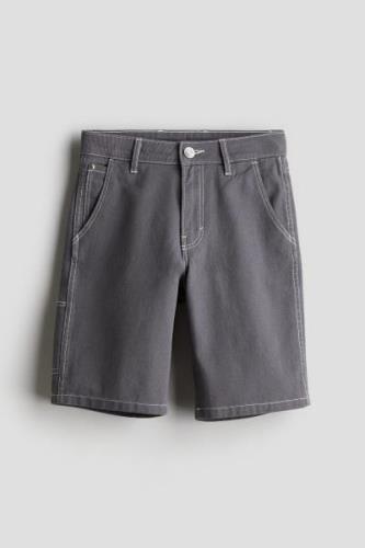 H&M Carpenter-Shorts Dunkelgrau in Größe 146. Farbe: Dark grey