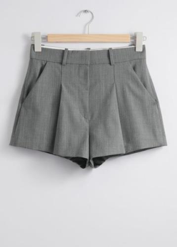 & Other Stories Elegante Shorts Grau in Größe 44. Farbe: Grey