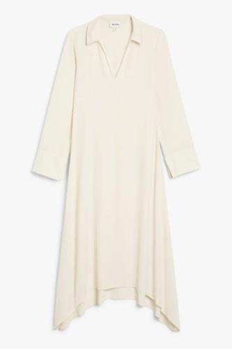 Monki Asymmetrisches cremeweißes Hemdkleid Offwhite, Alltagskleider in...