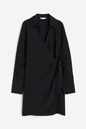 H&M Wickelkleid aus Crêpe Schwarz, Alltagskleider in Größe XS. Farbe: ...