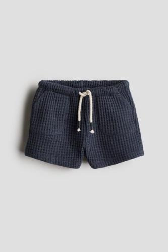 H&M Baumwollshorts mit Waffelstruktur Marineblau in Größe 86. Farbe: N...