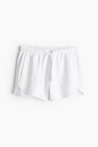 H&M Sweatshorts Weiß in Größe XL. Farbe: White