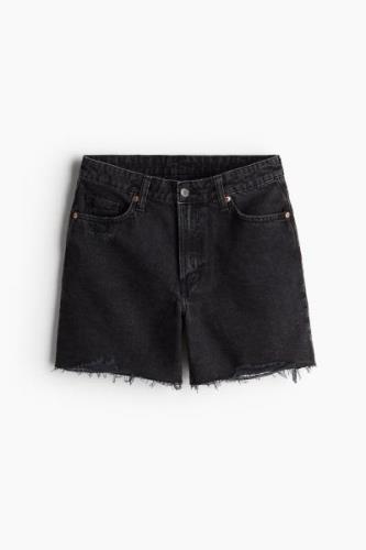 H&M Bermuda High Jeansshorts Schwarz in Größe 44. Farbe: Black