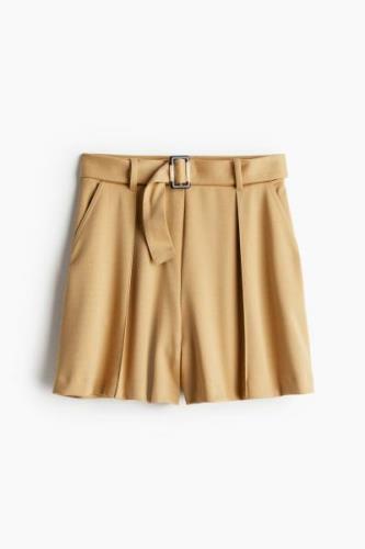 H&M Pull-on-Shorts mit Gürtel Beige in Größe XS