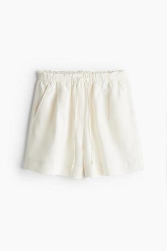 H&M Schlupfshorts aus Leinenmix Weiß in Größe M. Farbe: White